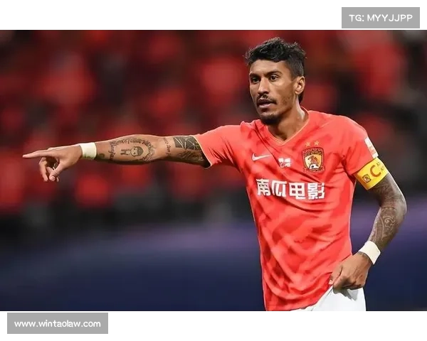 中超冠军豪掷1400万欧年薪签下巴西主力后腰上港球迷齐声点赞欢迎